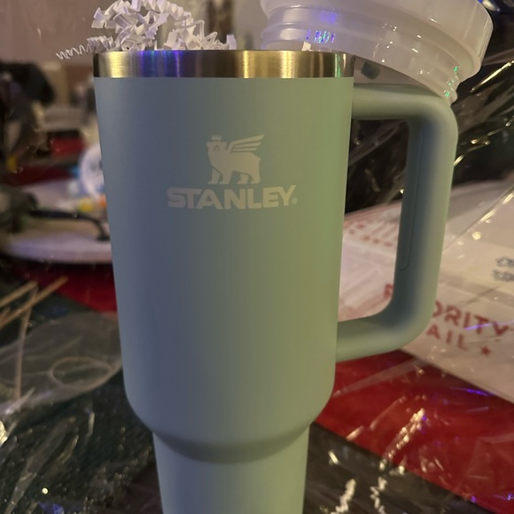 Stanley Sky Blue Insulated Mug - Picture 3 of 4